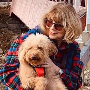 Meet your Posher, Lidia